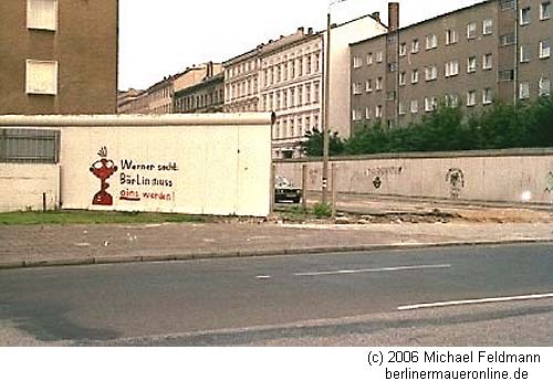 Berliner Mauer 1990 Grenz�bergang Heinestra�e