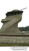 sowjetisches-denkmal-dreilinden_mf_img144.jpg (21120 Byte)